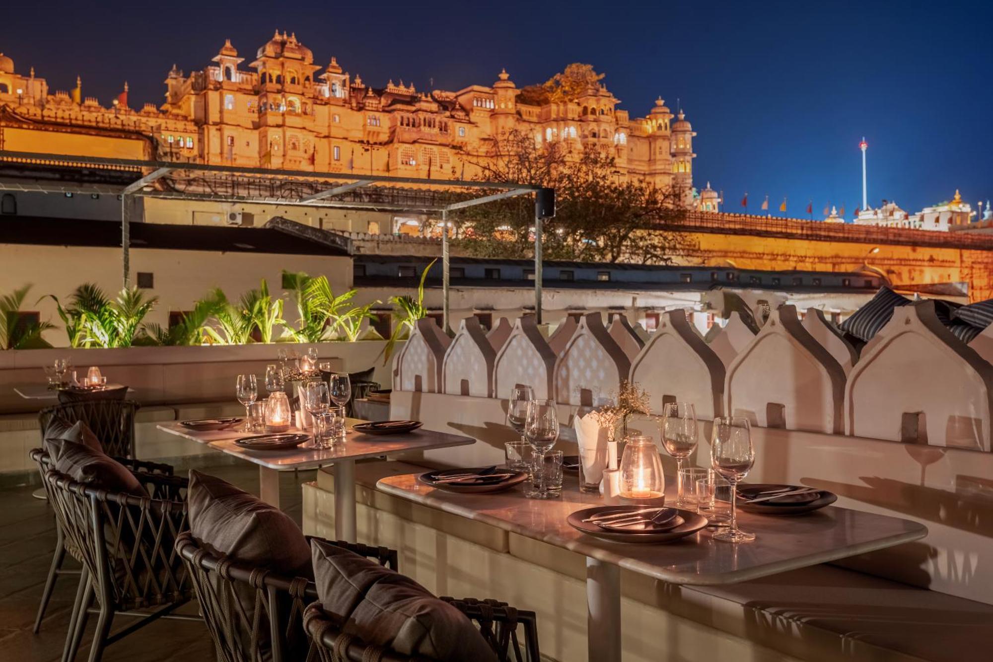 Manuscript - Jhilwara Haveli Hotel Udaipur Kültér fotó
